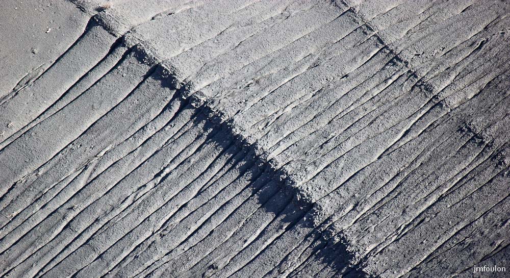 marnes-houlettes -008.jpg - Marnes des Eygatières